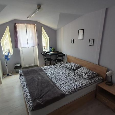 Стаи За Гости Sun House Διαμέρισμα Βάρνα Εξωτερικό φωτογραφία