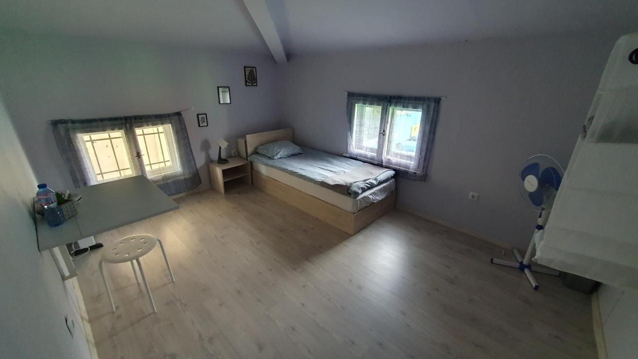 Стаи За Гости Sun House Διαμέρισμα Βάρνα Εξωτερικό φωτογραφία