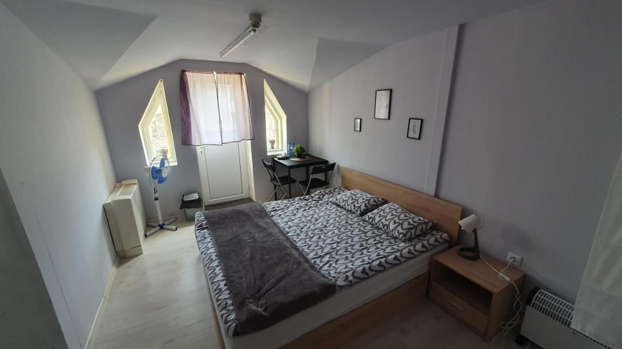 Стаи За Гости Sun House Διαμέρισμα Βάρνα Εξωτερικό φωτογραφία