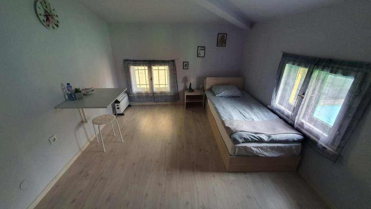 Стаи За Гости Sun House Διαμέρισμα Βάρνα Εξωτερικό φωτογραφία